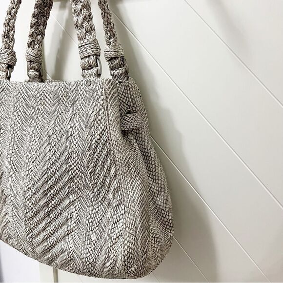 Cole Haan Medium Tote B23878 White Black Laury Cobra Purse Bag Snakeskin - Picture 2 of 9